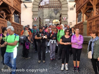 In cammino sulle vie dell'esilio di santa Rosa