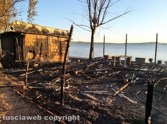 Montefiascone - In fiamme ristorante sul lago
