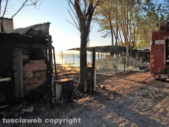 Montefiascone - In fiamme ristorante sul lago