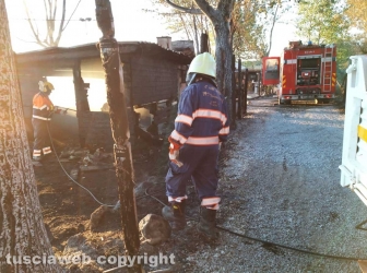 Montefiascone - In fiamme ristorante sul lago