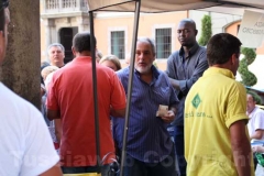 Santa Rosa - In fila per i biglietti