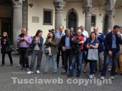 La manifestazione in piazza del Comune