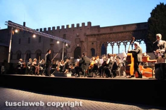 inaugura il Tuscia operafestival