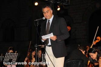 inaugura il Tuscia operafestival