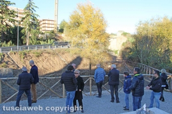 Sopralluogo alla rotatoria di via Genova