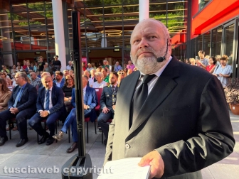 Capranica - Salvatore Regoli all'inaugurazione del centro civico Piersanti Mattarella