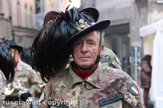 Viterbo - Cerimonia di inaugurazione della nuova sede dei bersaglieri in piazza Mario Fani