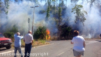 Incendio a Fabrica di Roma