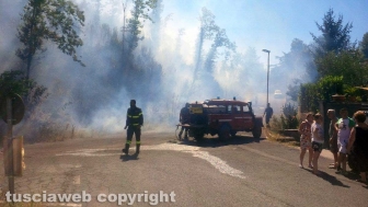 Incendio a Fabrica di Roma