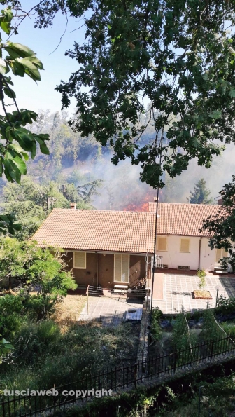 Incendio a Fabrica di Roma