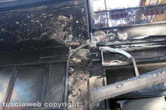 Incendio al bar Black out