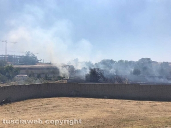 Incendio al cimitero San Lazzaro