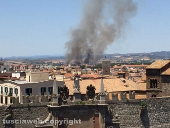 Incendio al cimitero San Lazzaro