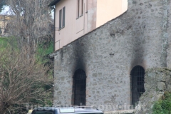 Incendio alla chiesa sconsacrata di via Faul