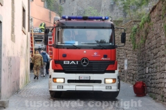 Incendio alla chiesa sconsacrata di via Faul