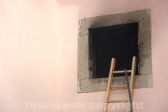 Incendio alla chiesa sconsacrata di via Faul