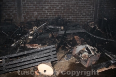 Incendio alla chiesa sconsacrata di via Faul