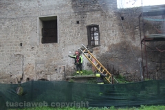 Viterbo - Incendio all\'ex chiesa di santa Croce