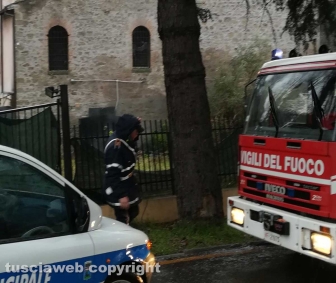 Viterbo - Incendio all'ex pub di valle Faul