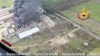Bagnoregio - Incendio allo stabilimento ex Alta