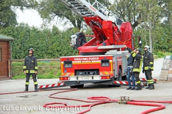 Incendio in falegnameria