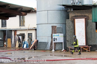 Incendio in falegnameria