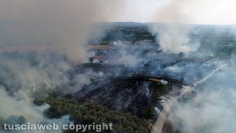 Incendio in strada Quartuccio