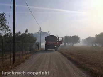 Incendio in strada Quartuccio