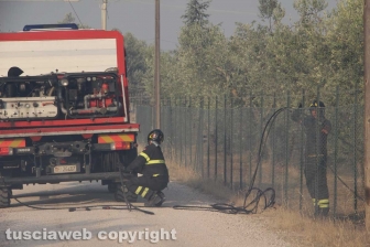 Incendio in strada Quartuccio