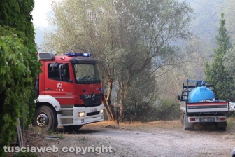 Incendio in strada Quartuccio
