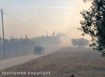 Incendio in strada Quartuccio