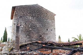Incendio in strada Valore