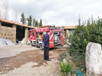 Incendio in strada Valore