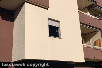 Viterbo - Incendio in un palazzo in via Belluno