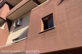 Viterbo - Incendio in un palazzo in via Belluno