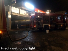 Viterbo - Incendio in via Garbini