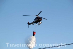 Incendio a ridosso dell\'ospedale