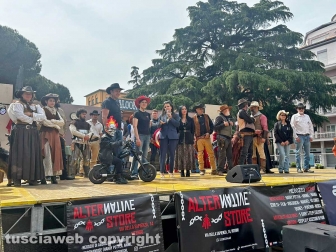 Viterbo - Tuscia fantasy - La sindaca Chiara Frontini e l'assessora Katia Scardozzi