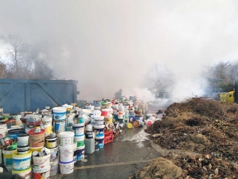 Fabrica di Roma - Incendio all'isola ecologica