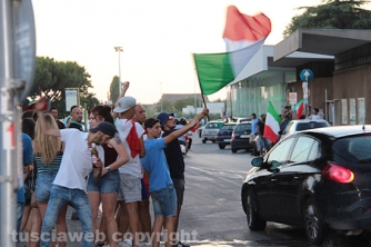 Italia ai quarti, festa a Viterbo