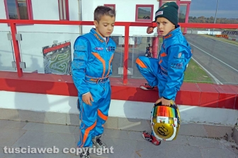 Karting, la vita ai box