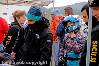 Karting, la vita ai box