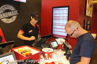 Kfc, aperto il ristorante a porta Romana