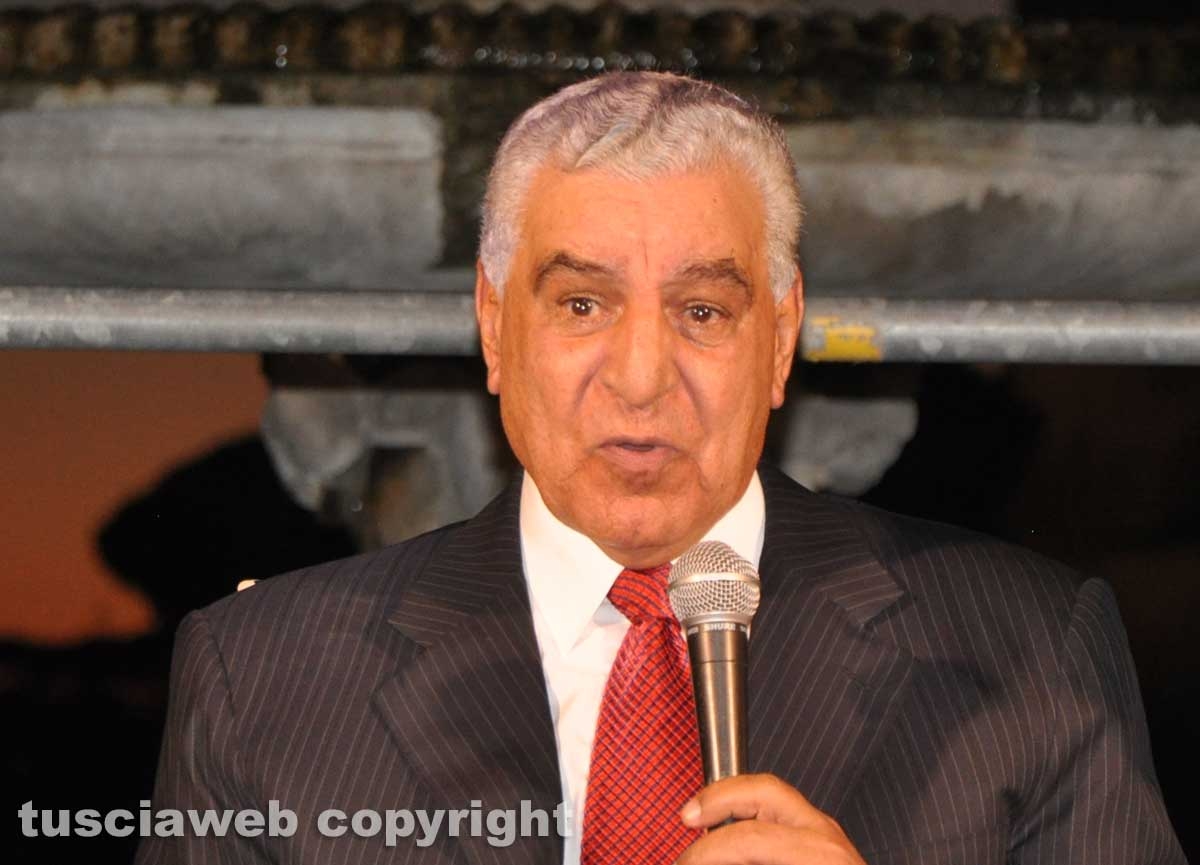 Caffeina - L'egittologo Zahi Hawass