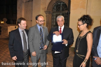 Caffeina - L'egittologo Zahi Hawass