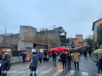 Viterbo - La calza della Befana più lunga del mondo - Edizione 2024