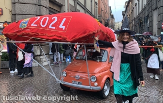 Viterbo - La calza della Befana più lunga del mondo - Edizione 2024