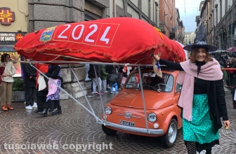 Viterbo - La calza della Befana più lunga del mondo - Edizione 2024
