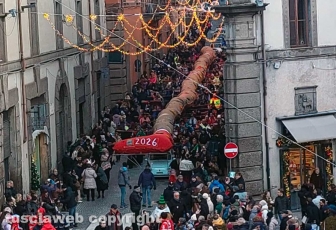 Viterbo - La calza della Befana più lunga del mondo - Edizione 2026