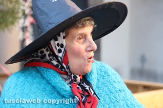 Viterbo - Befana 2015 - La calza più lunga del mondo